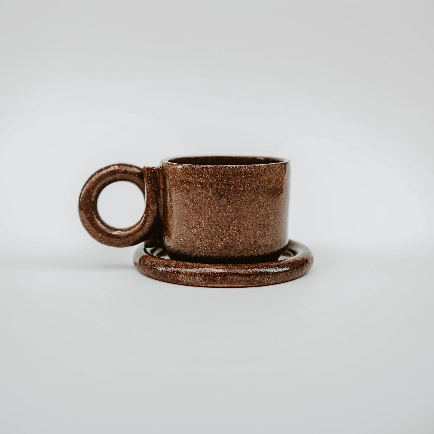 Brown_ceramic_mug handmade ursula ceramica