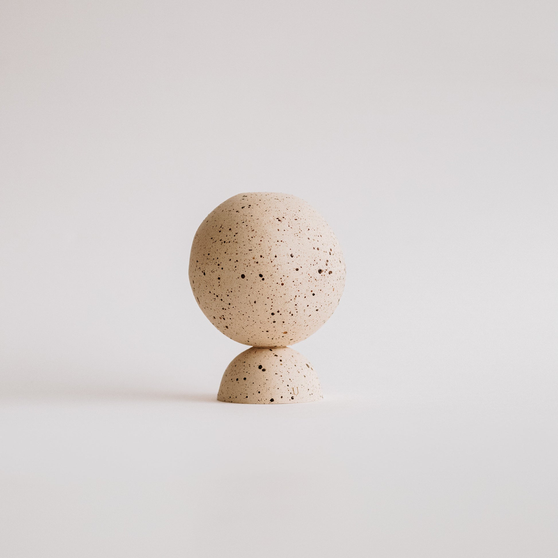 solitaire ceramic vase Úrsula Cerâmica