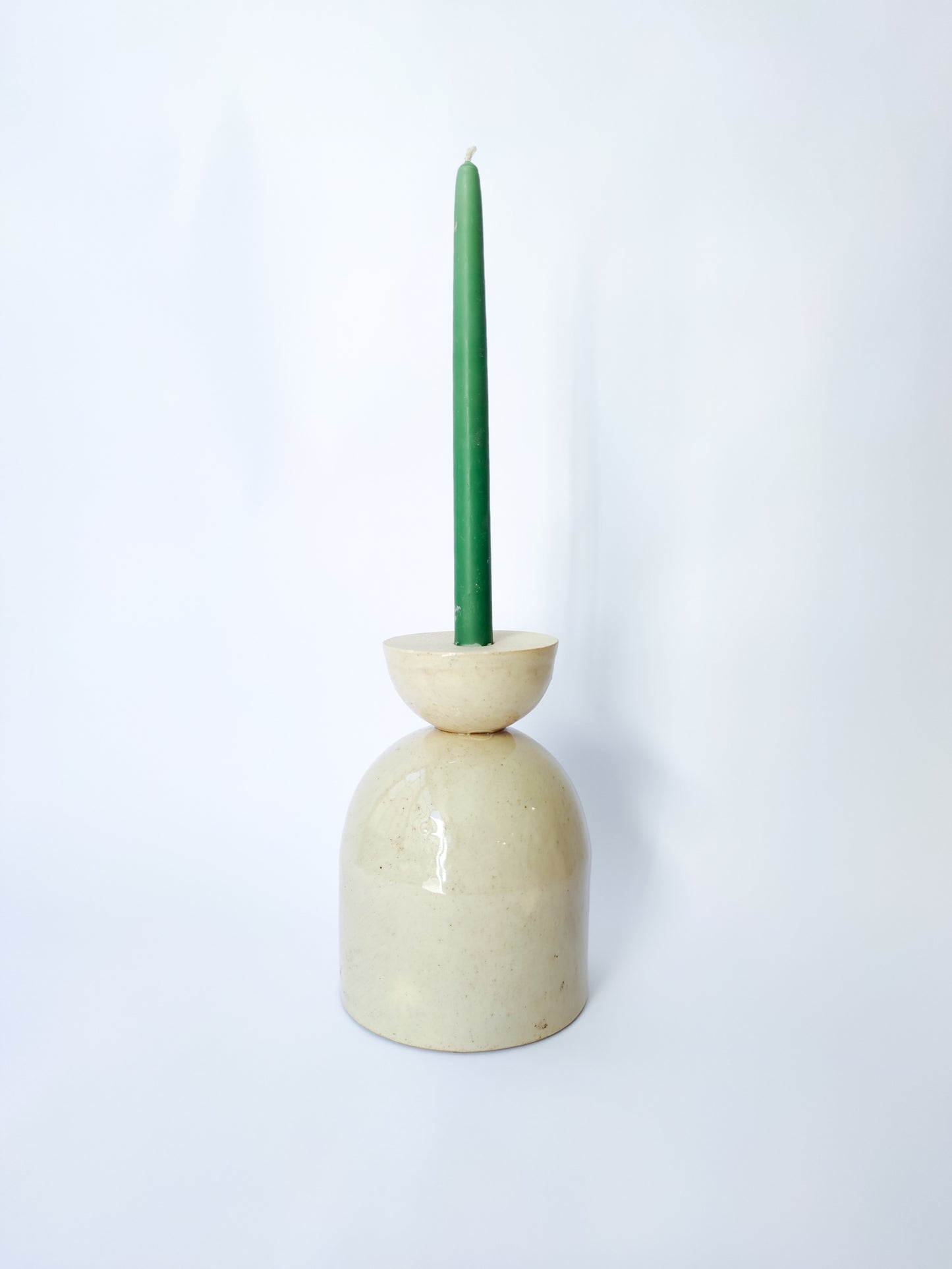 Hourglass White Planter